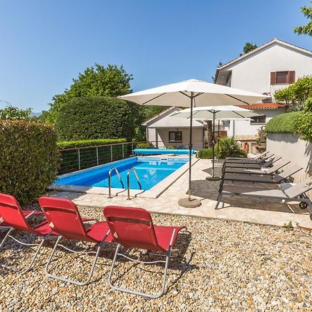 Apartments Dorijan With Pool 马图利 外观 照片